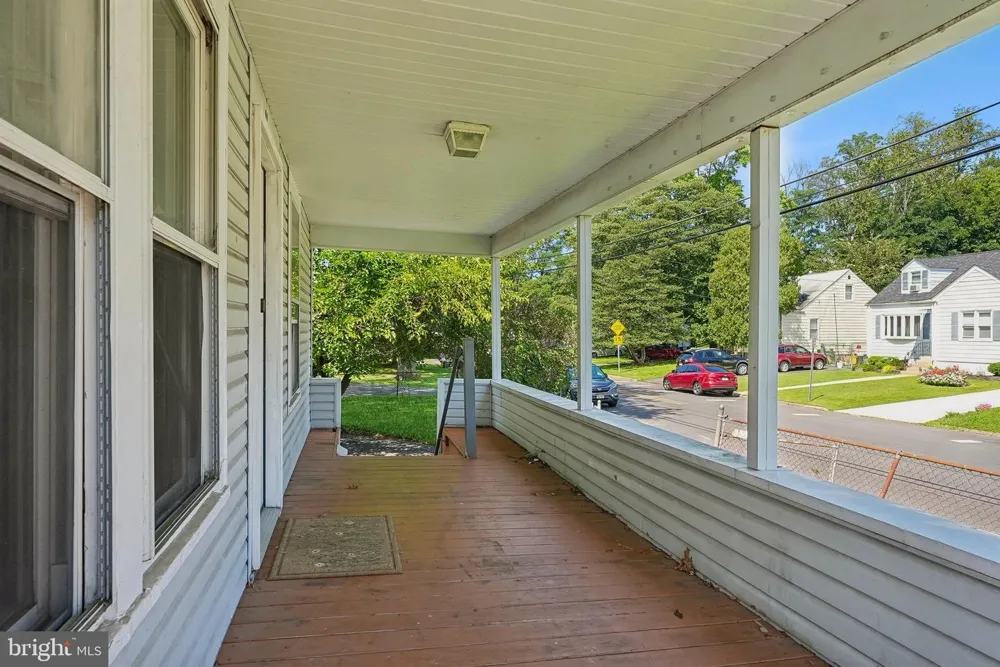 11 MAIN BLVD Ewing, NJ 08618