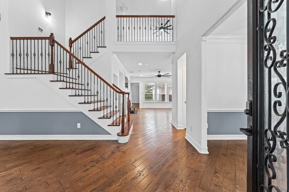 10201 Forest Spring Lane Pearland, TX 77584