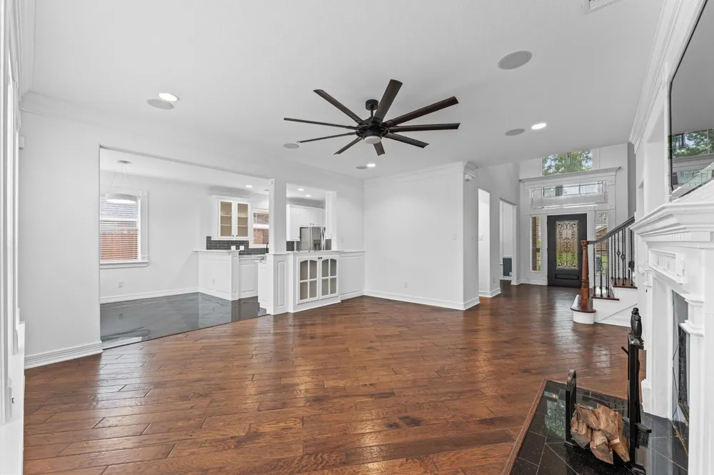 10201 Forest Spring Lane Pearland, TX 77584