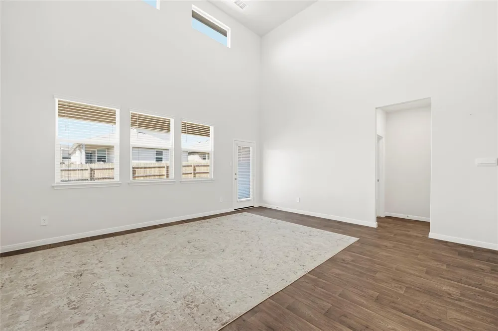244 Bethpage Drive San Marcos, TX 78666