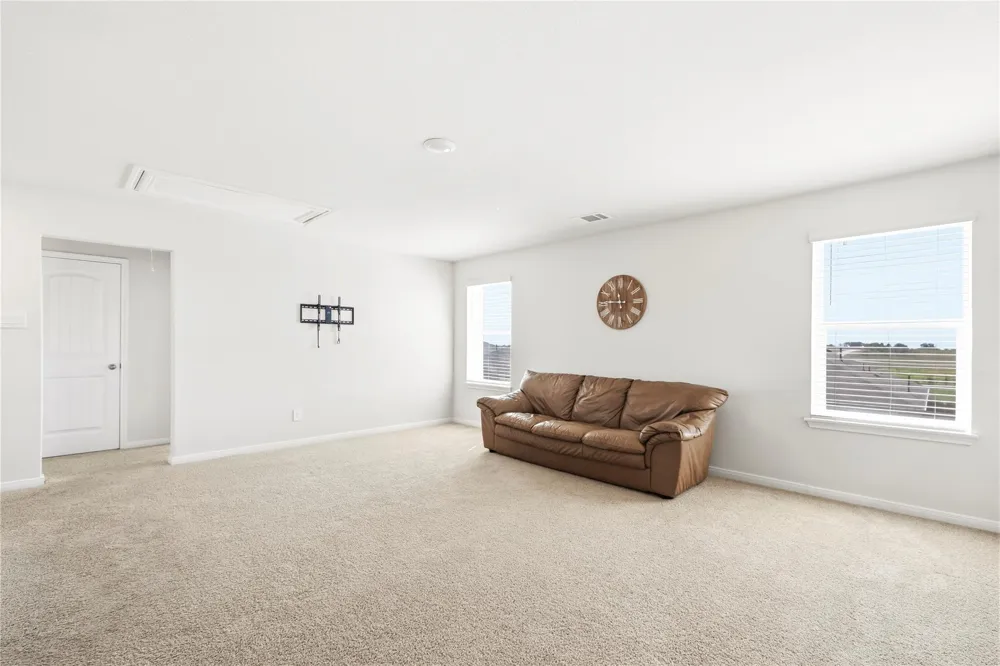 244 Bethpage Drive San Marcos, TX 78666