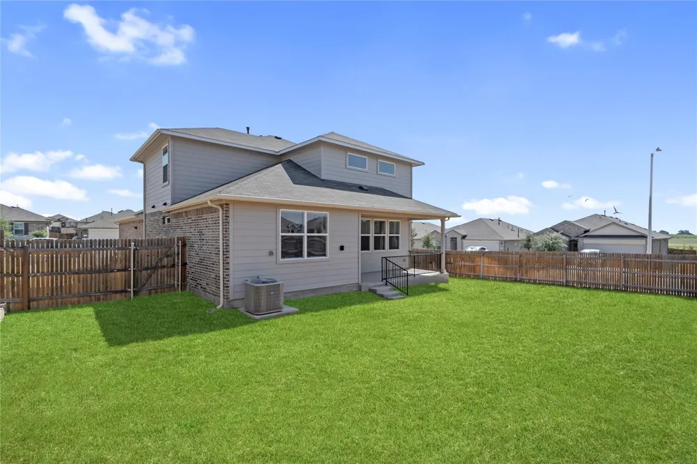 244 Bethpage Drive San Marcos, TX 78666