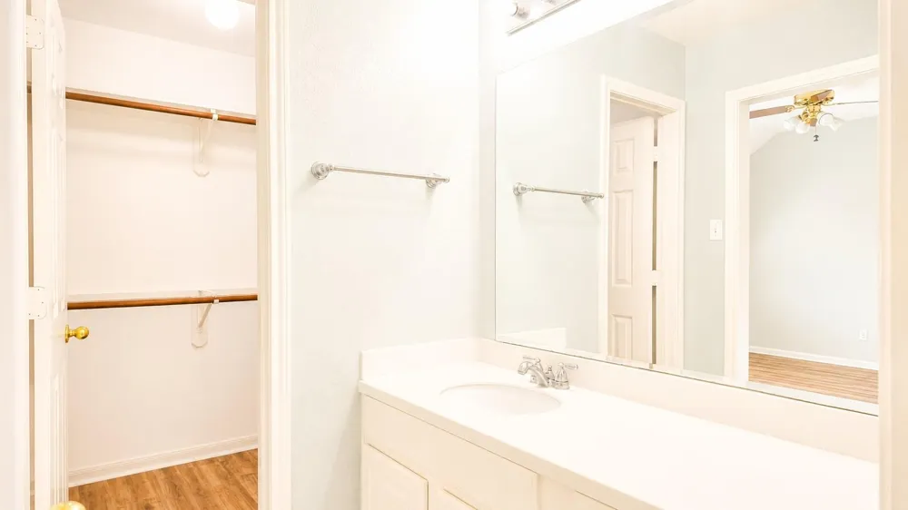 2438 Weatherford Drive Pearland, TX 77584