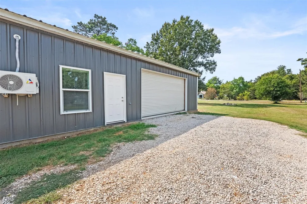 131 High Crest Drive Point Blank, TX 77364