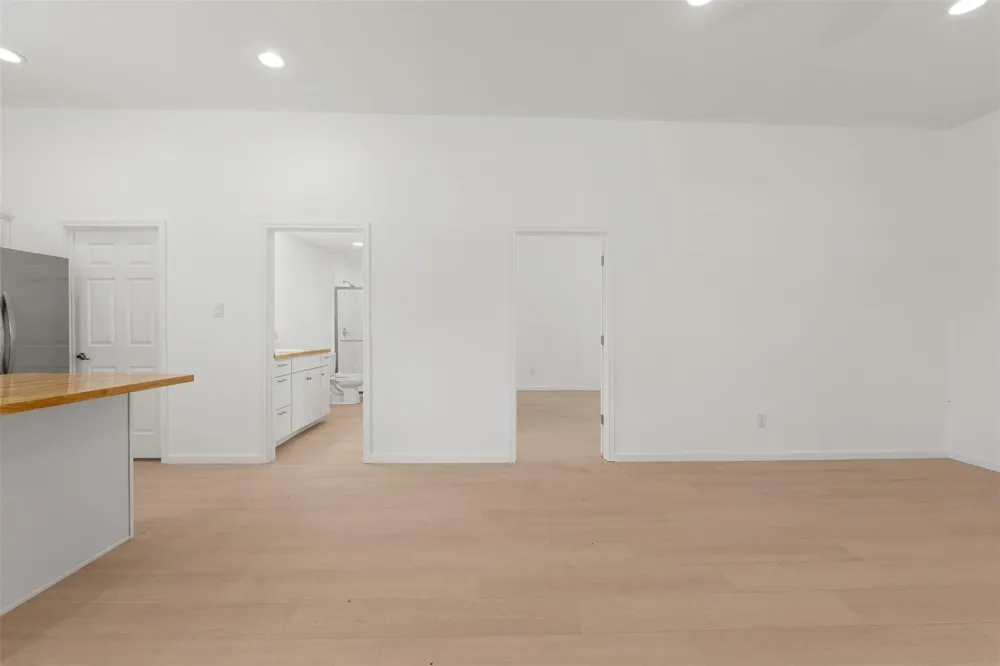 131 High Crest Drive Point Blank, TX 77364