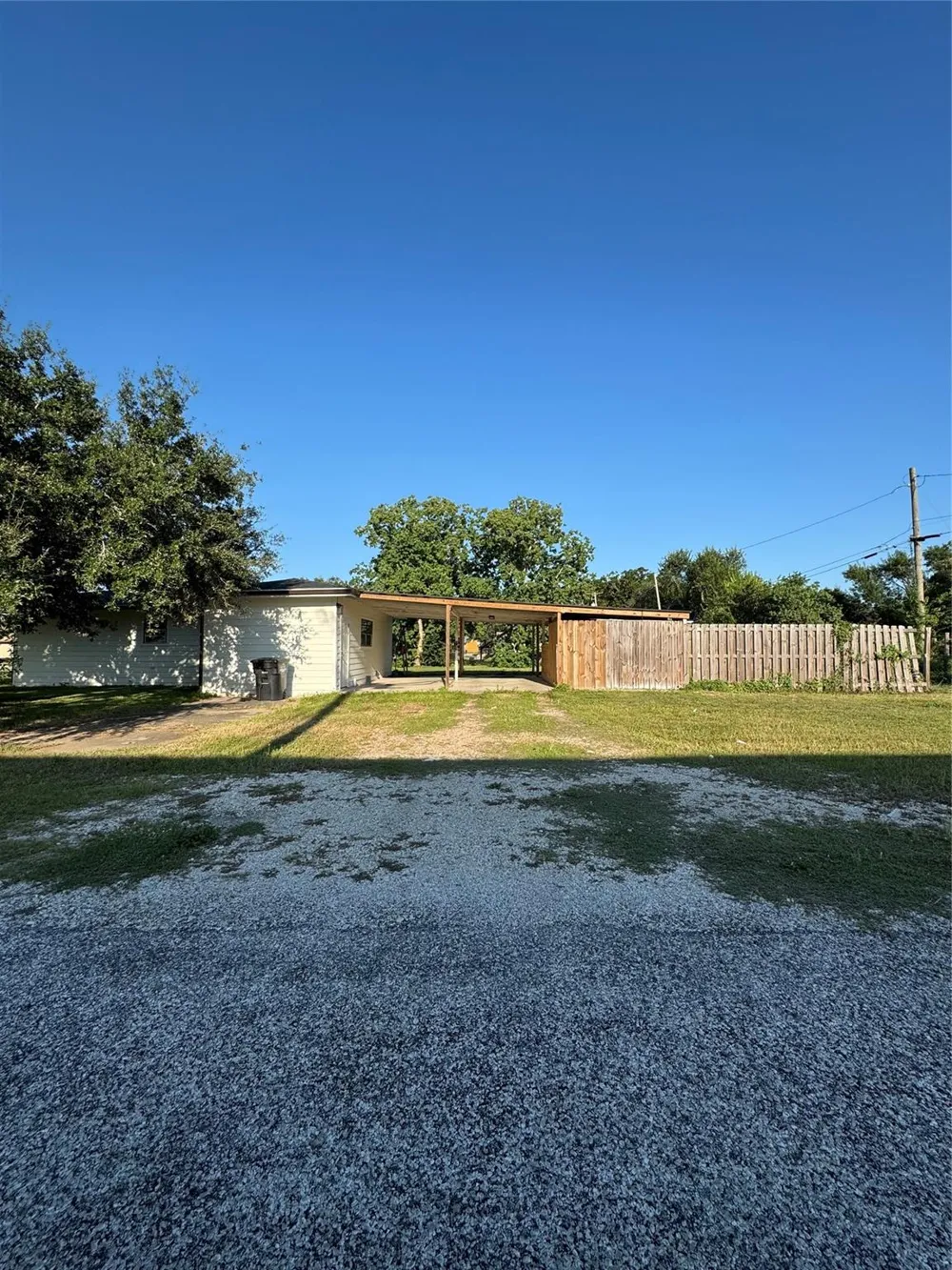 201 E Austin Avenue Palacios, TX 77465
