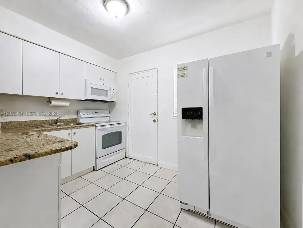 2441 NW 13th St #67 Miami, FL 33125