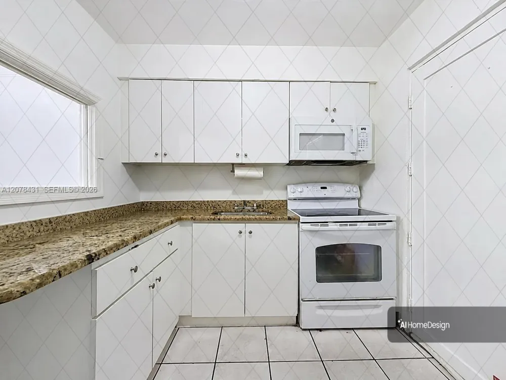 2441 NW 13th St #67 Miami, FL 33125