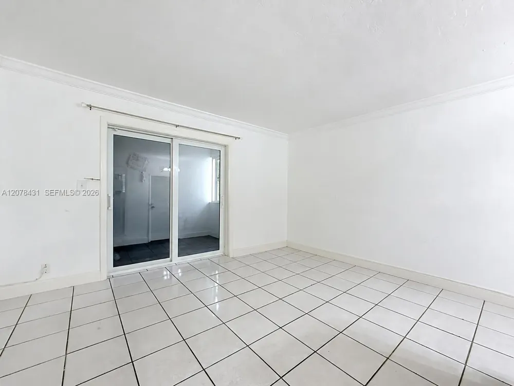 2441 NW 13th St #67 Miami, FL 33125