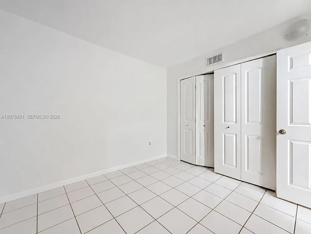 2441 NW 13th St #67 Miami, FL 33125
