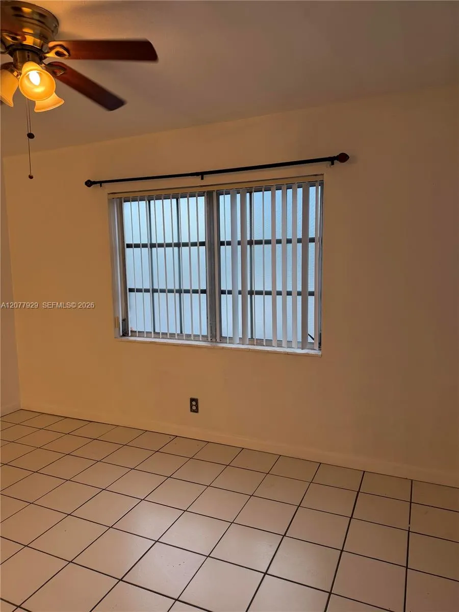 7811 Johnson St #1E Pembroke Pines, FL 33024