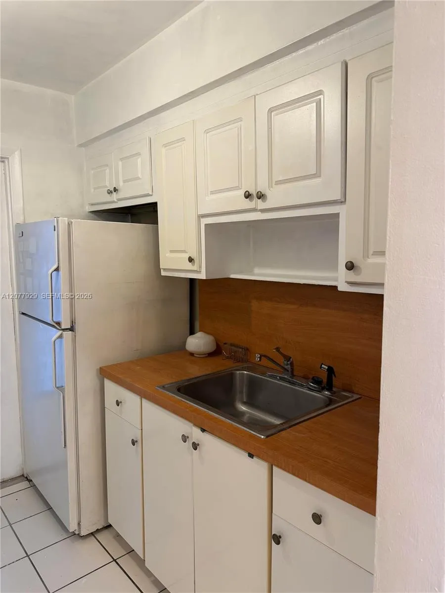 7811 Johnson St #1E Pembroke Pines, FL 33024