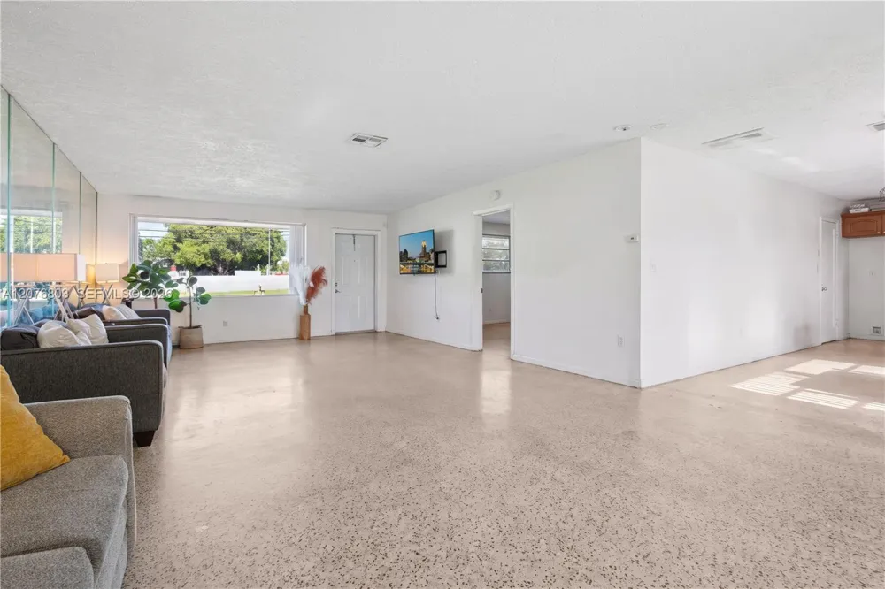 17530 NW 27th Ct Miami Gardens, FL 33056