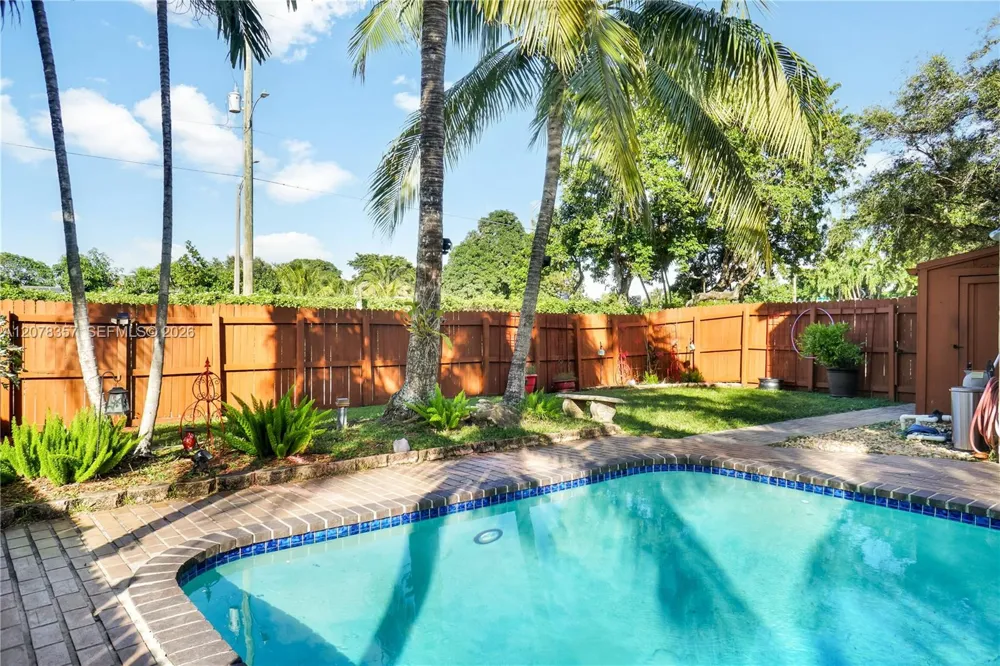 6191 NW 31st Way #- Fort Lauderdale, FL 33309