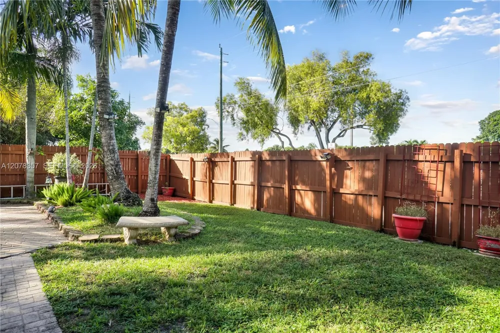6191 NW 31st Way #- Fort Lauderdale, FL 33309