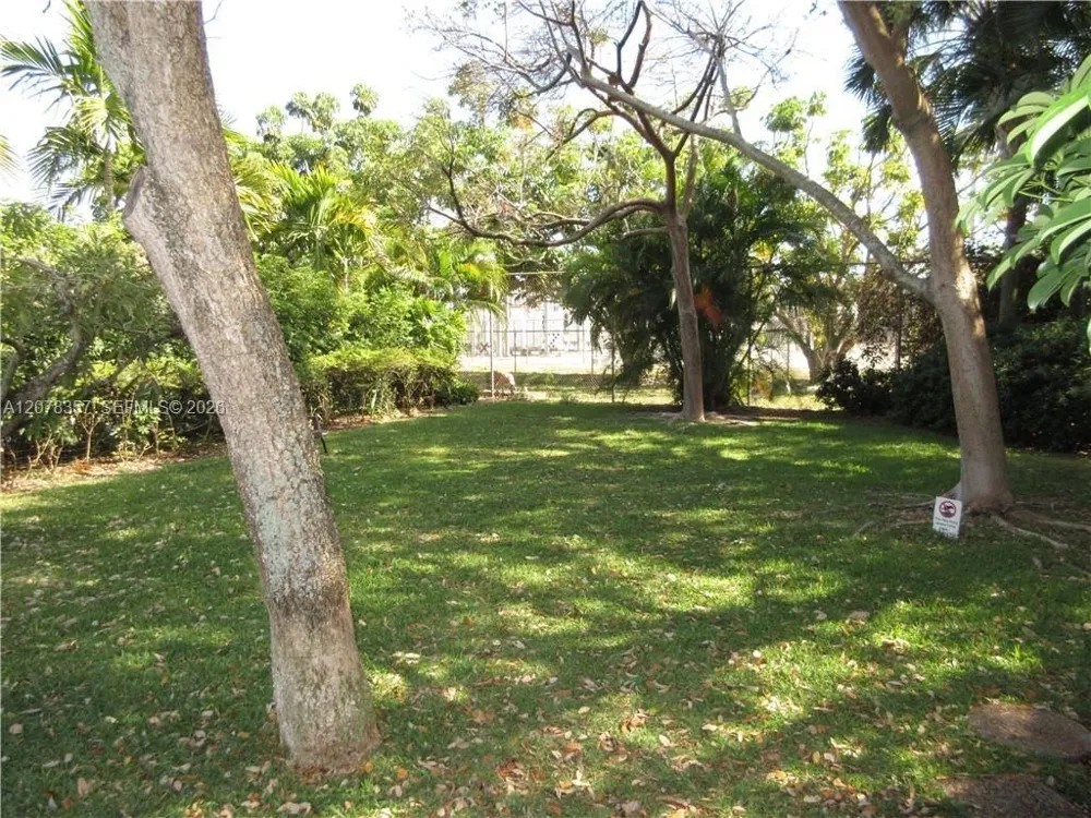 6191 NW 31st Way #- Fort Lauderdale, FL 33309