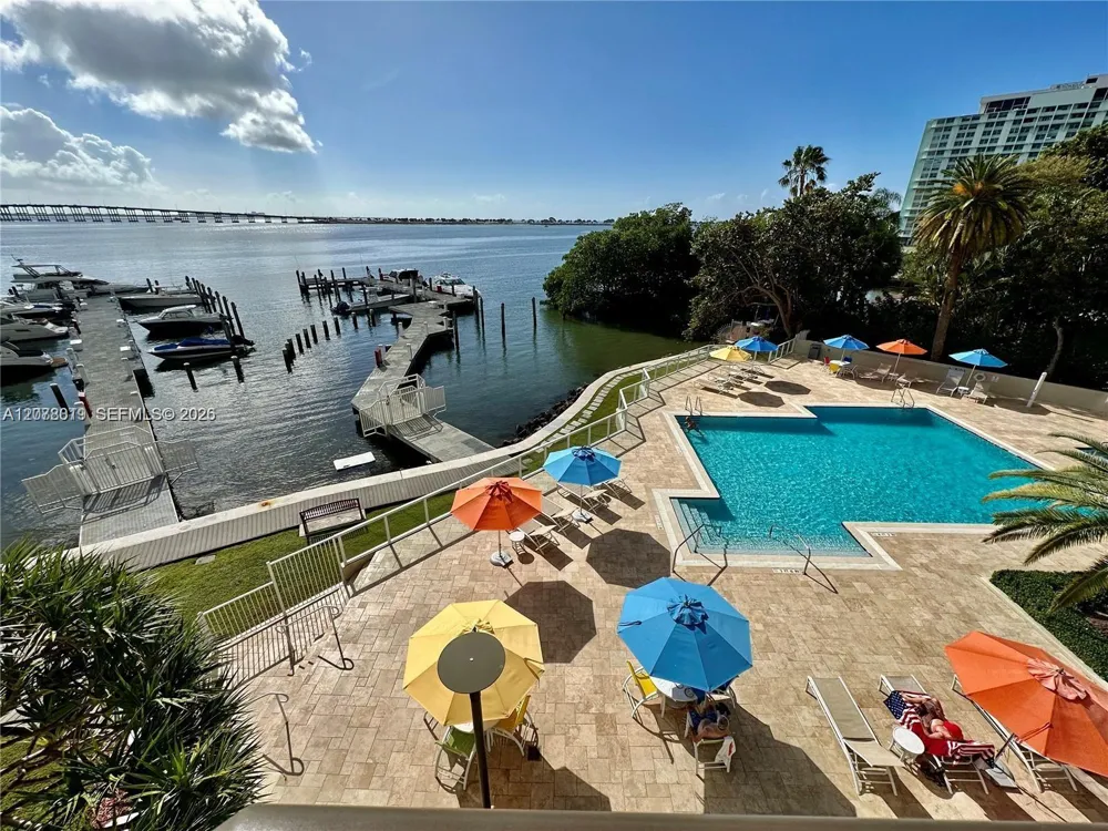 1581 Brickell Ave #PH106 Miami, FL 33129