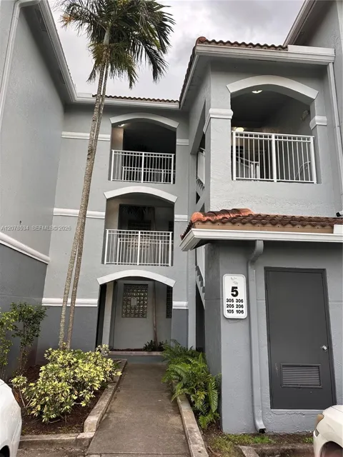9640 NW 2nd St #5-306
