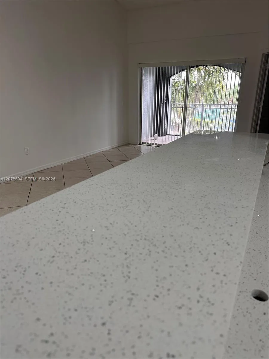 9640 NW 2nd St #5-306 Pembroke Pines, FL 33024