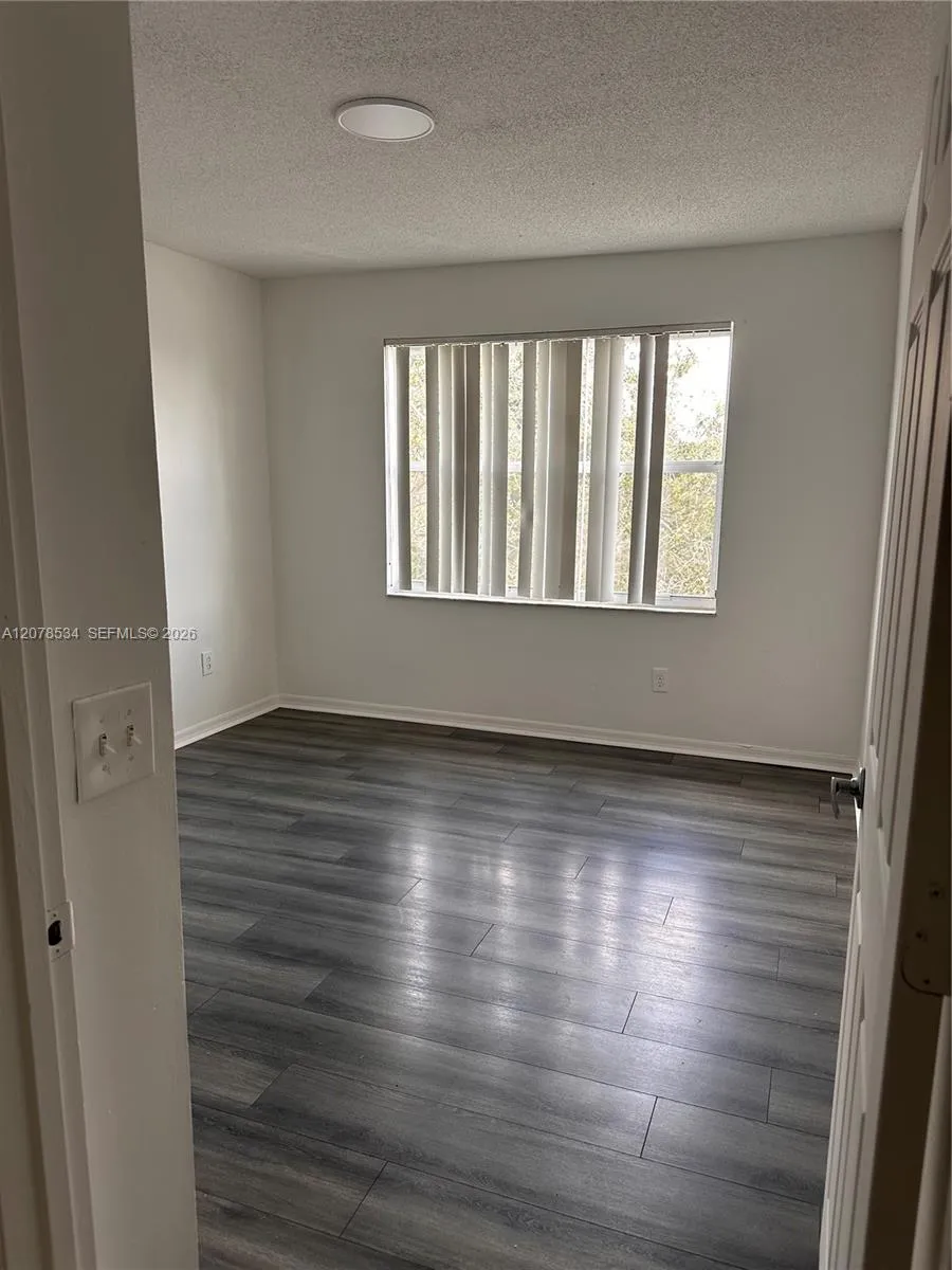 9640 NW 2nd St #5-306 Pembroke Pines, FL 33024