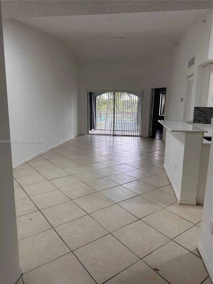 9640 NW 2nd St #5-306 Pembroke Pines, FL 33024