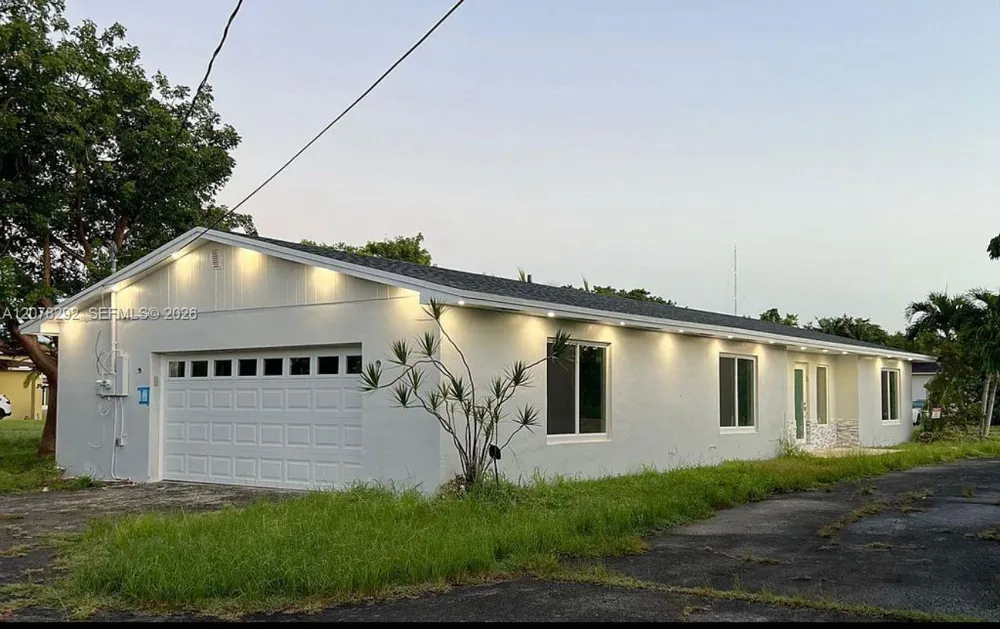 27501 SW 162nd Ct Homestead, FL 33031