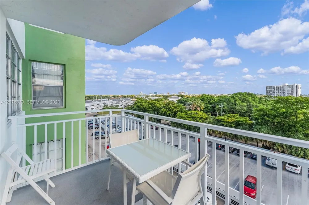 2150 Sans Souci Blvd #B605 North Miami, FL 33181