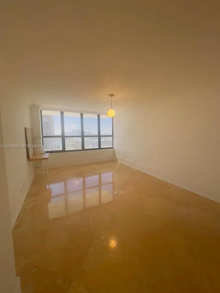 780 NE 69th St #1507 Miami, FL 33138