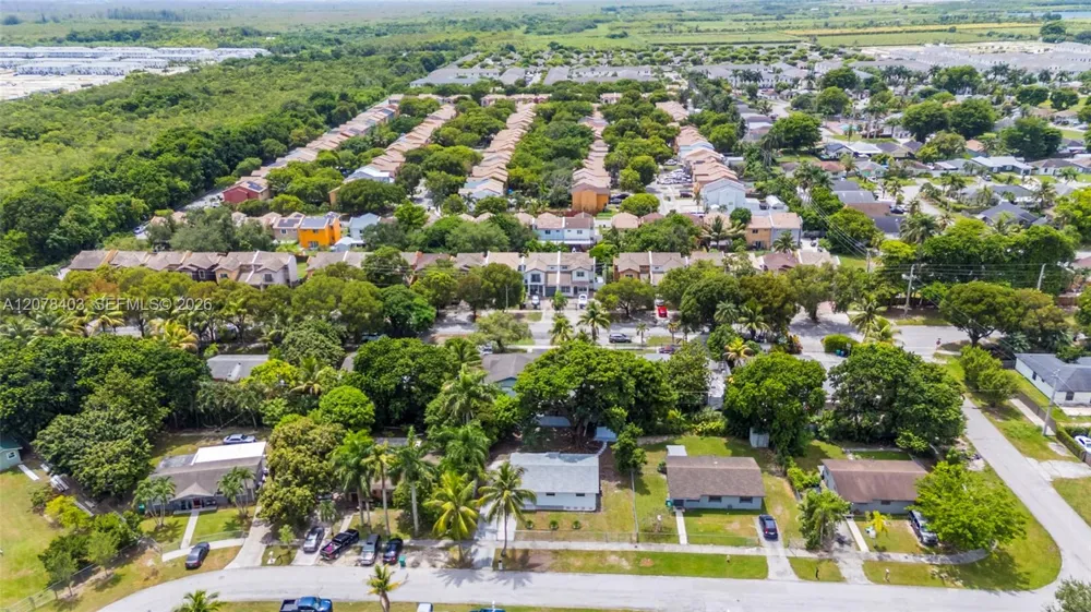 655 SW 6th Ter Florida City, FL 33034