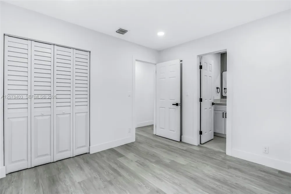 655 SW 6th Ter Florida City, FL 33034
