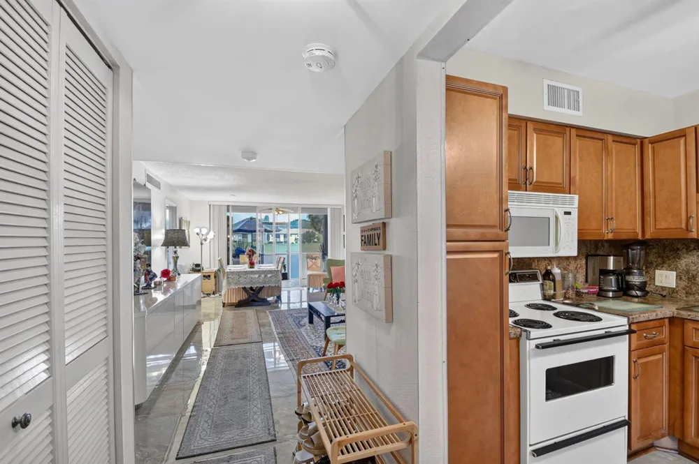4483 LUXEMBURG COURT #103 Lake Worth, FL 33467