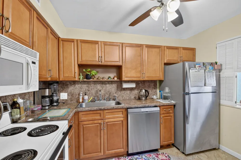 4483 LUXEMBURG COURT #103 Lake Worth, FL 33467