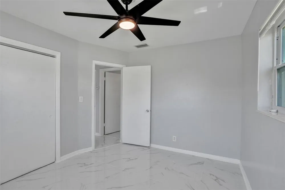 260 NE 41st Street Oakland Park, FL 33334