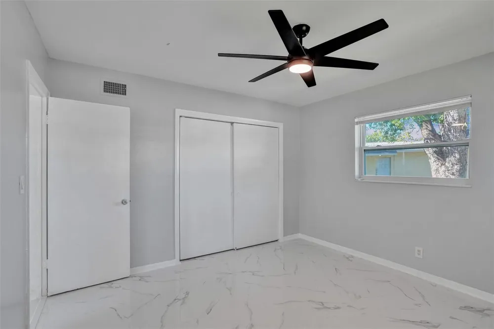 260 NE 41st Street Oakland Park, FL 33334