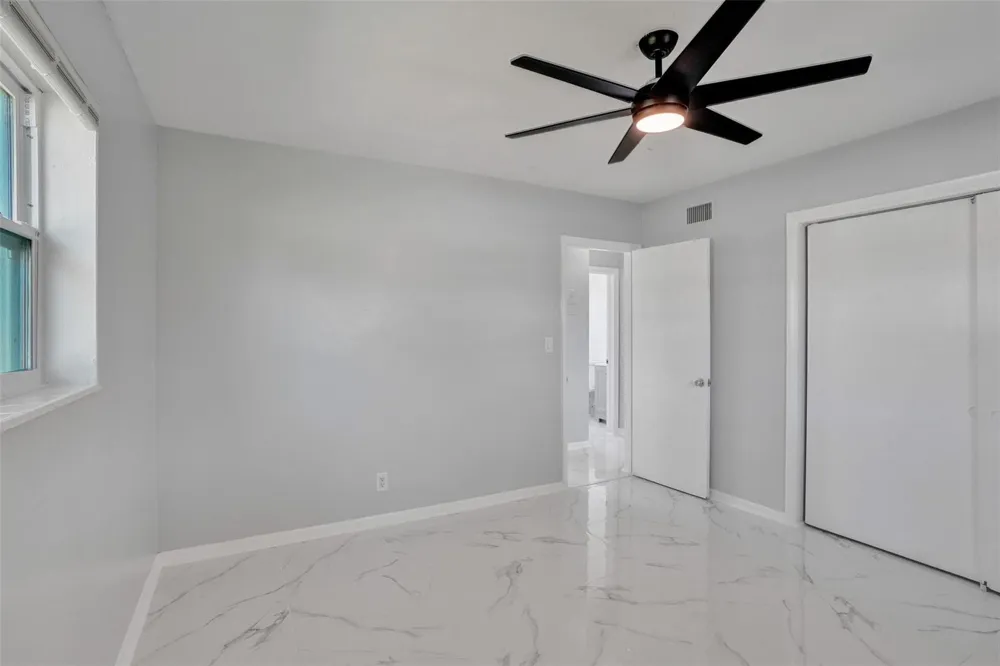 260 NE 41st Street Oakland Park, FL 33334