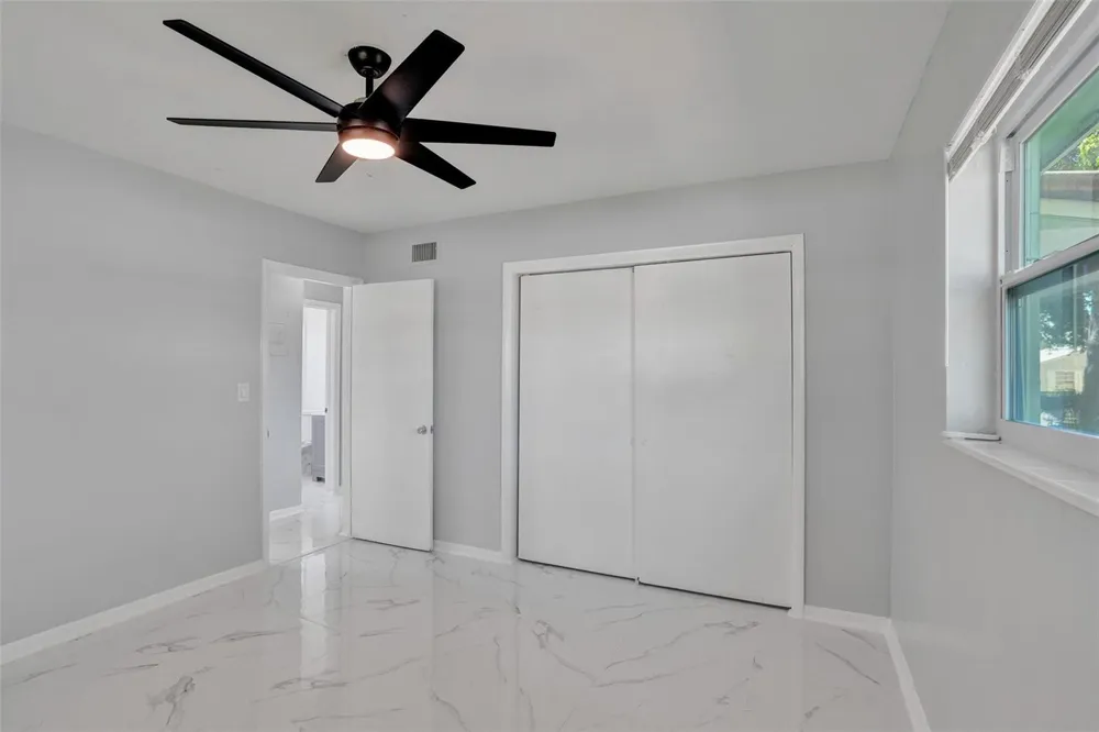 260 NE 41st Street Oakland Park, FL 33334