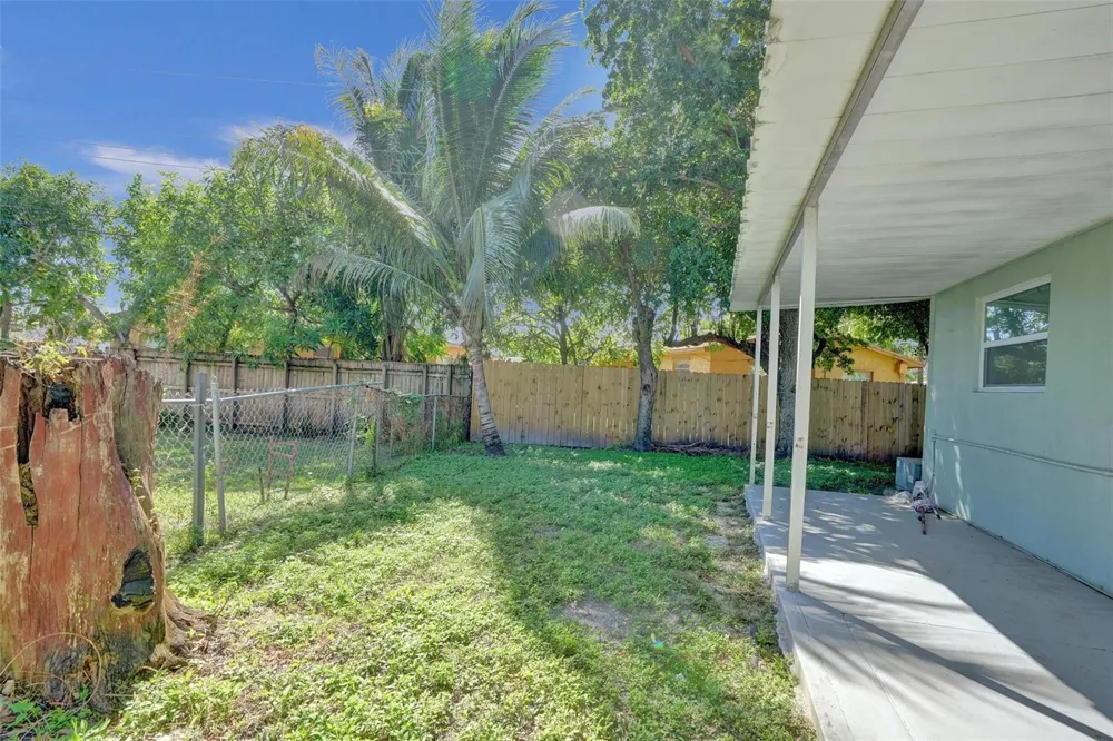 260 NE 41st Street Oakland Park, FL 33334