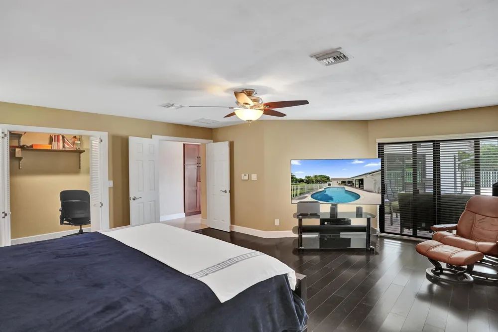 7301 NW 83rd Way Tamarac, FL 33321
