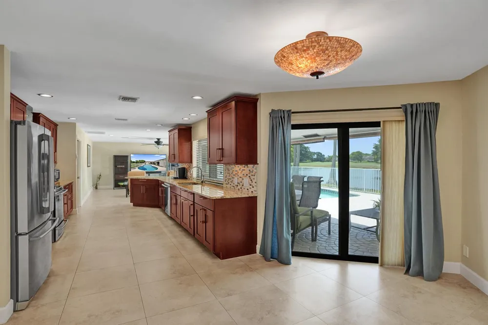 7301 NW 83rd Way Tamarac, FL 33321