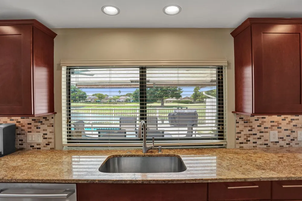 7301 NW 83rd Way Tamarac, FL 33321