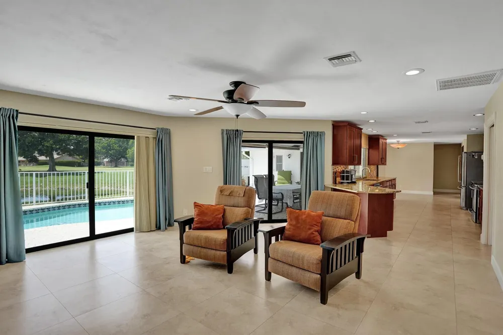 7301 NW 83rd Way Tamarac, FL 33321
