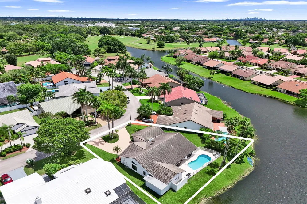 7301 NW 83rd Way Tamarac, FL 33321