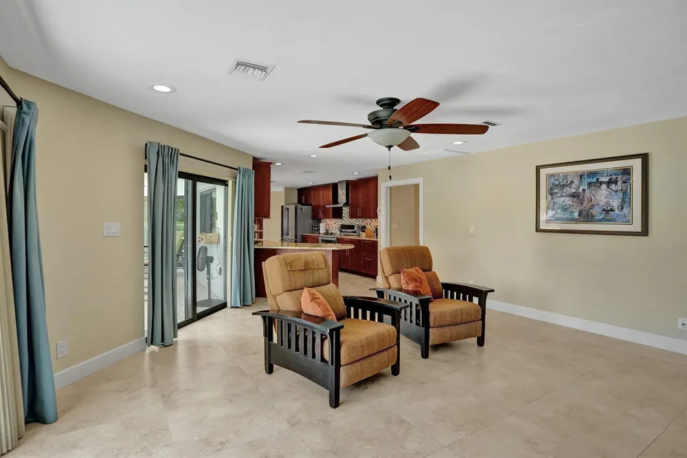 7301 NW 83rd Way Tamarac, FL 33321