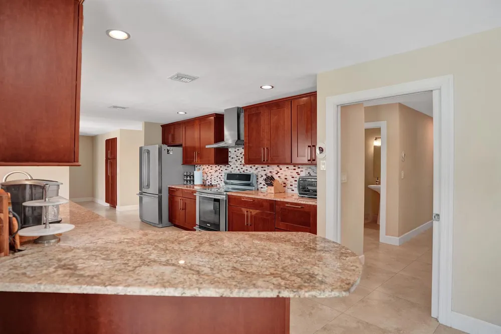 7301 NW 83rd Way Tamarac, FL 33321