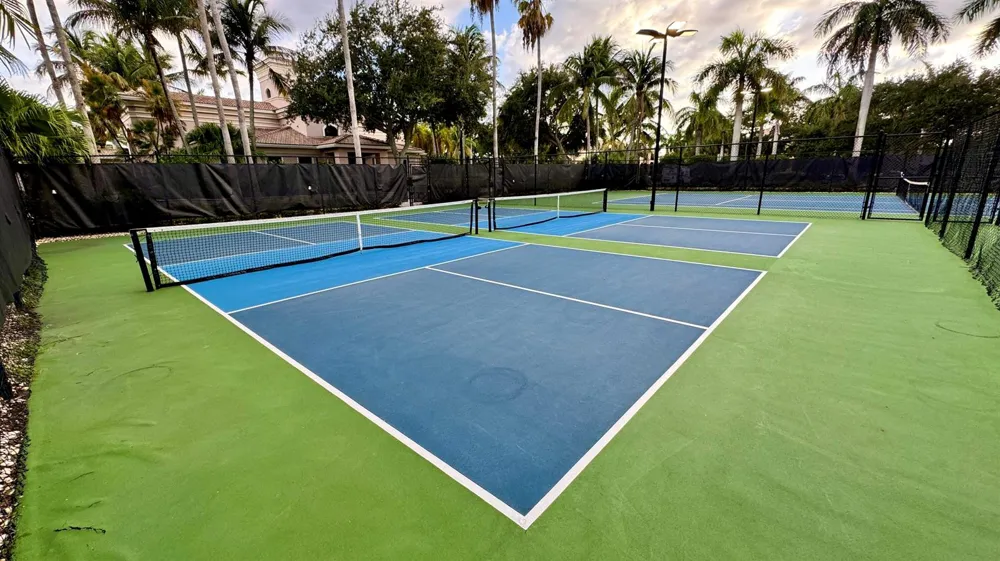 2801 SARENTO PLACE #304 Palm Beach Gardens, FL 33410