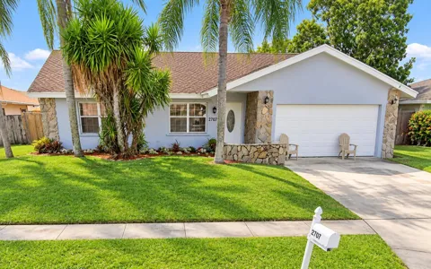 2707 STARWOOD CIRCLE