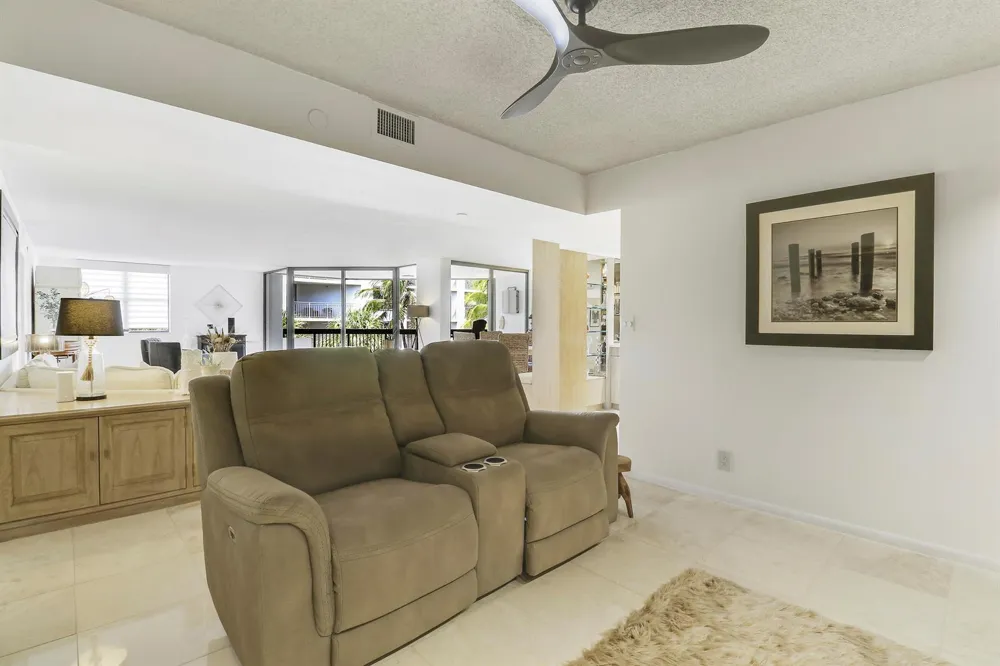 1155 Hillsboro Mile #403 Hillsboro Beach, FL 33062