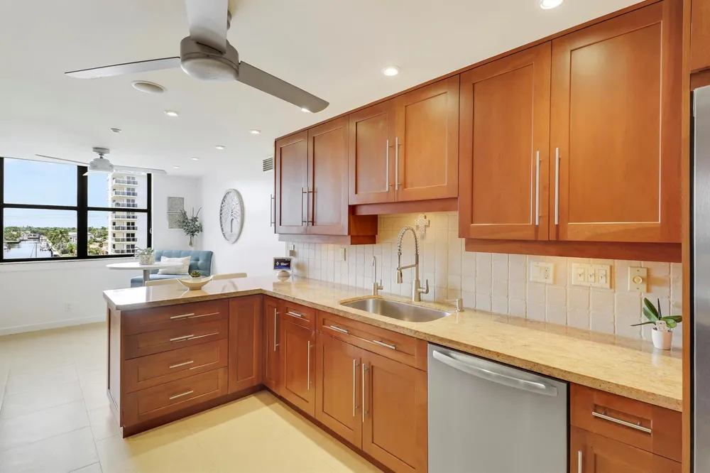 1155 Hillsboro Mile #403 Hillsboro Beach, FL 33062