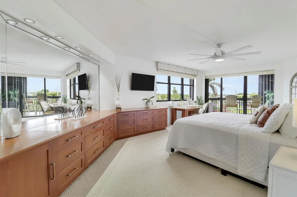 1155 Hillsboro Mile #403 Hillsboro Beach, FL 33062