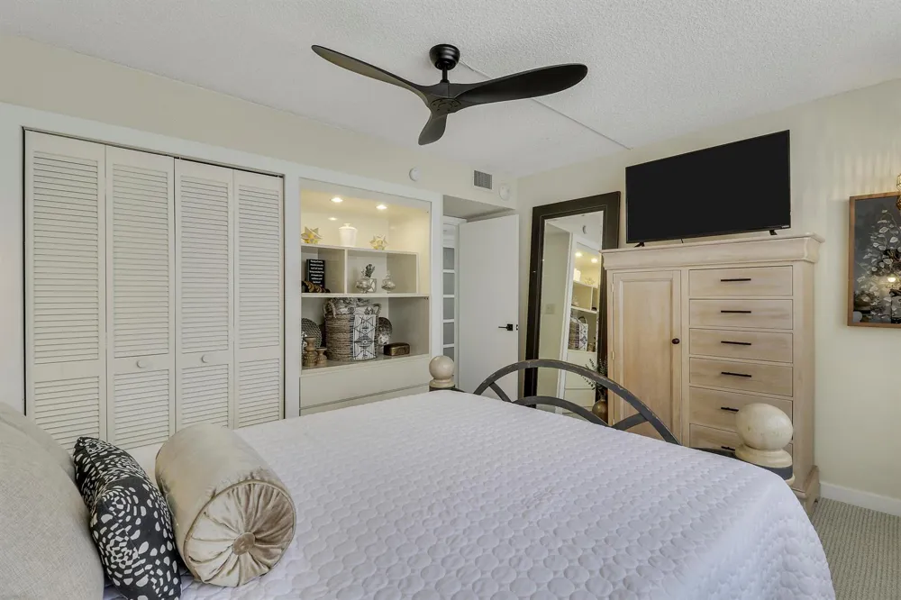 1155 Hillsboro Mile #403 Hillsboro Beach, FL 33062